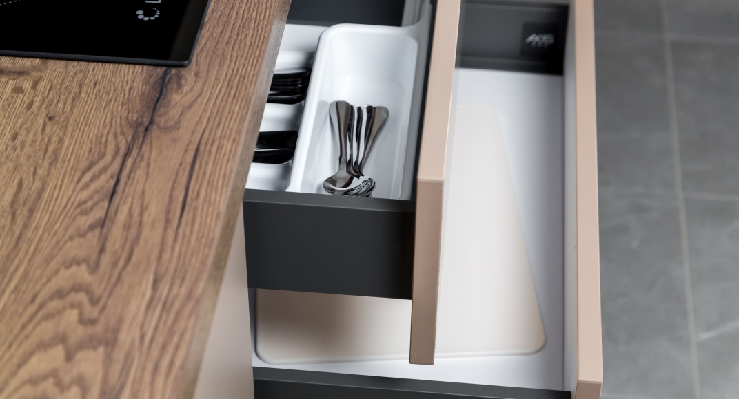 Кухонные гарнитуры